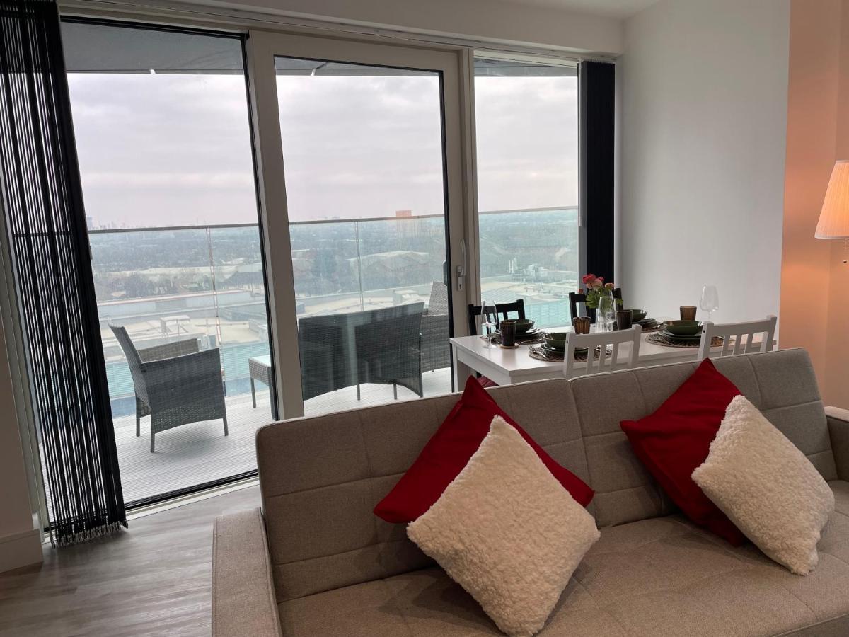 One West Point , Icon Tower Apartment Londra Exterior foto
