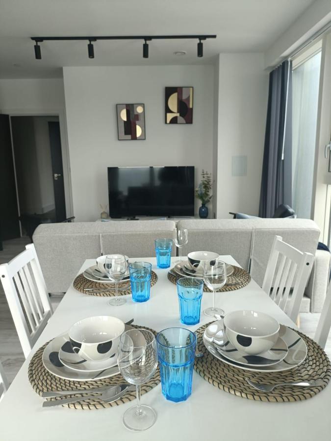 One West Point , Icon Tower Apartment Londra Exterior foto